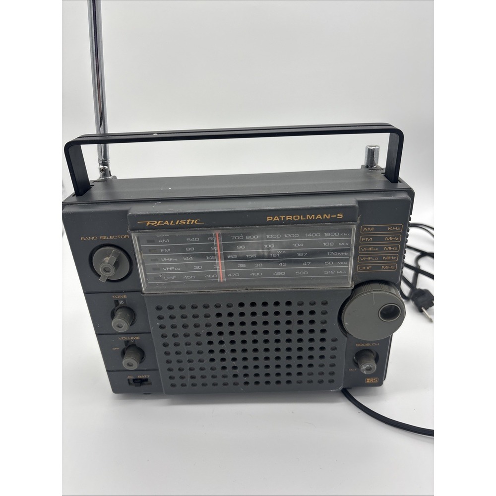 Vintage Radio Shack Realistic, Patrol Man Five Portable‎ Radio. Working